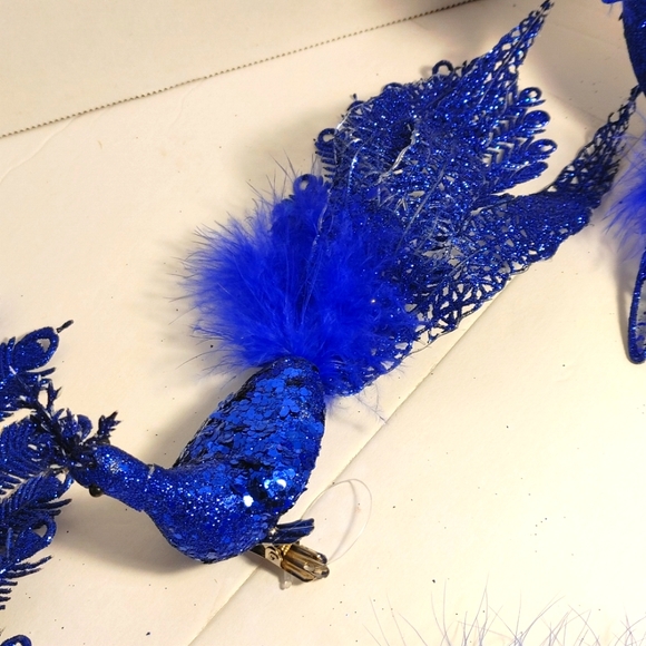 Deep Blue 4 Feather Peacocks Glitter and Feathers Long Tail 1 Humming Bird Clip - Picture 8 of 16